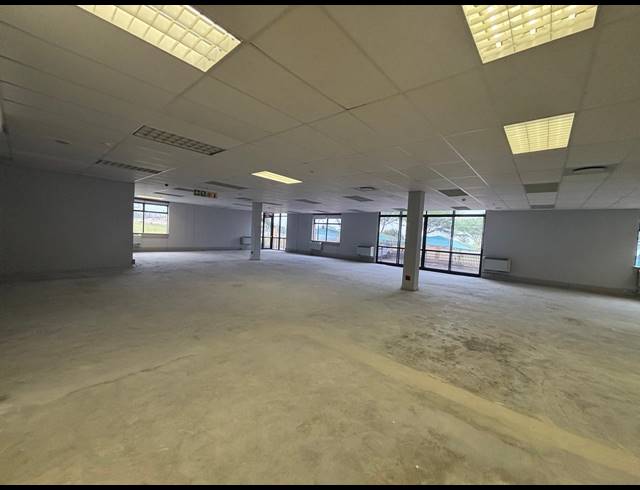 1,023M² OFFICE TO LET IN PLATTEKLOOF 3